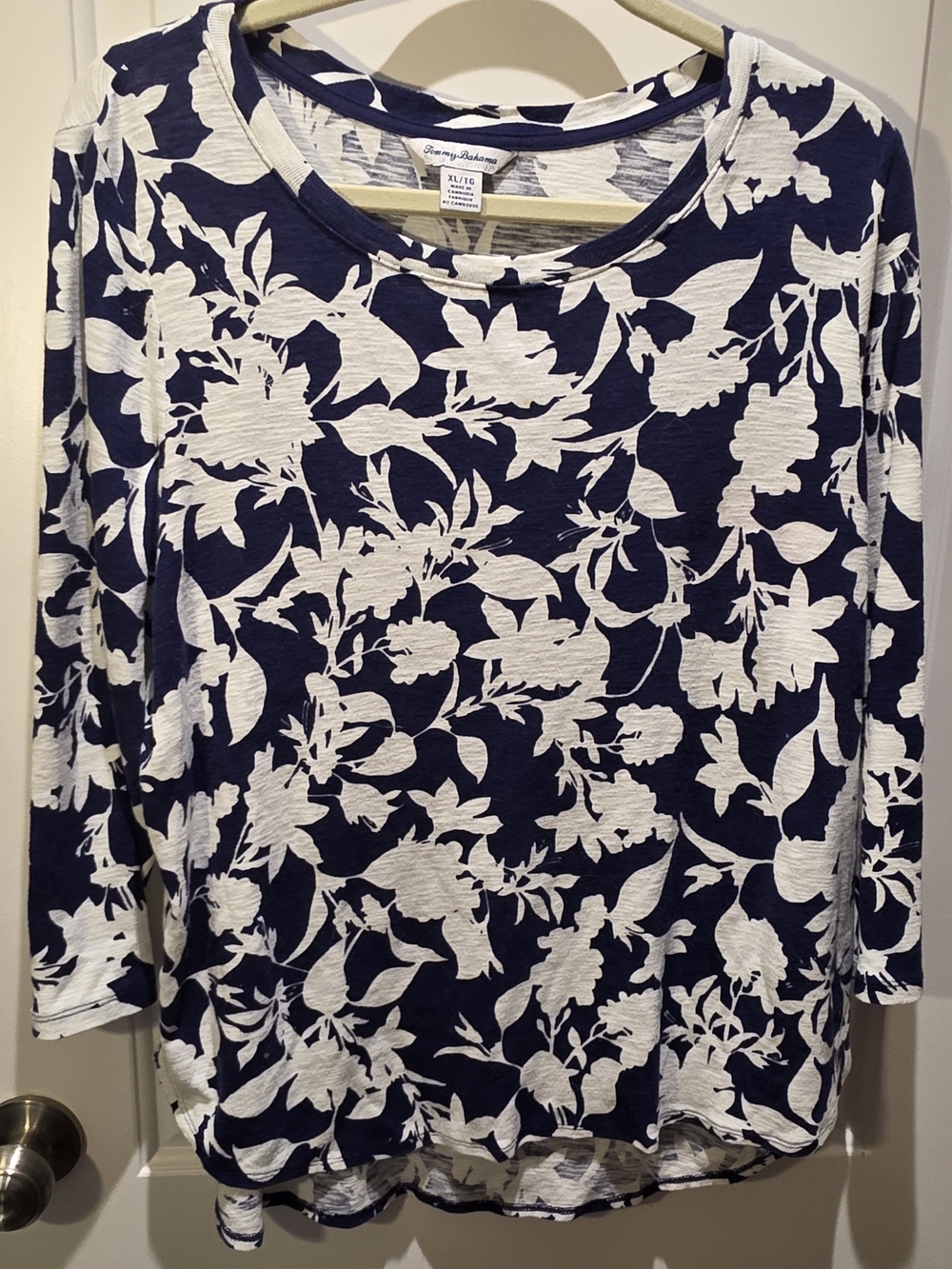 Tommy Bahama Navy and White Floral Crewneck Top